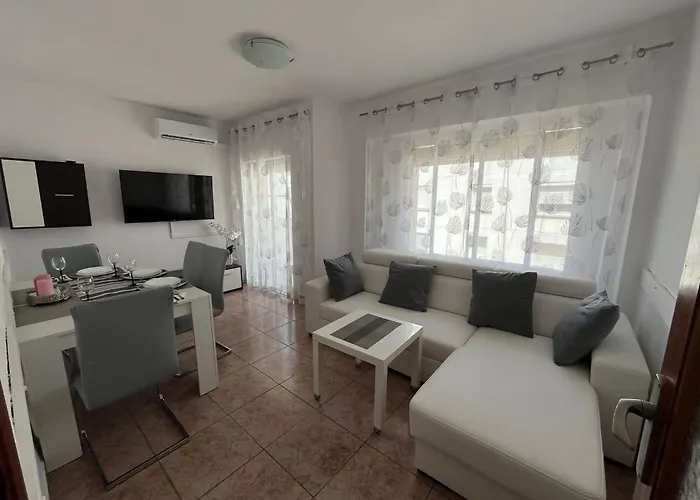 Apartament Marina